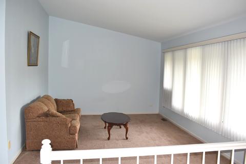 2328 Olde Mill Rd, Plainfield, IL 60586 photo 6