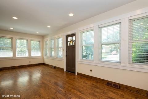 112 Park St, Algonquin, IL 60102 photo 3
