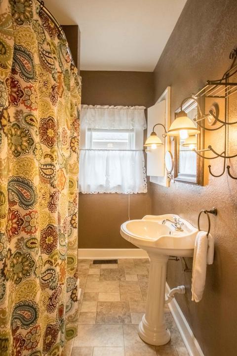 8 Dodge Ave, Danville, IL 61832 photo 15