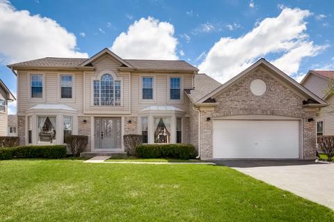 5217 Elliott Dr, Hoffman Estates, IL 60192 photo 1