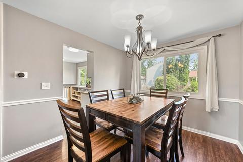 750 W Appletree Ln, Bartlett, IL 60103 photo 5
