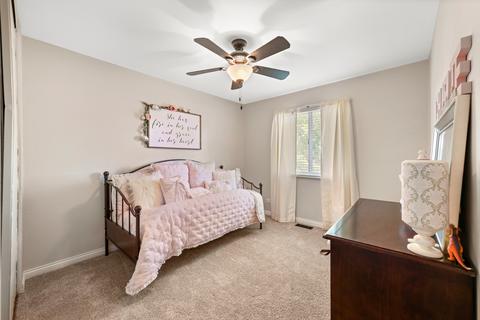 750 W Appletree Ln, Bartlett, IL 60103 photo 12