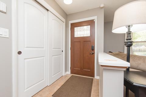 954 Deborah Ave, Elgin, IL 60123 photo 13