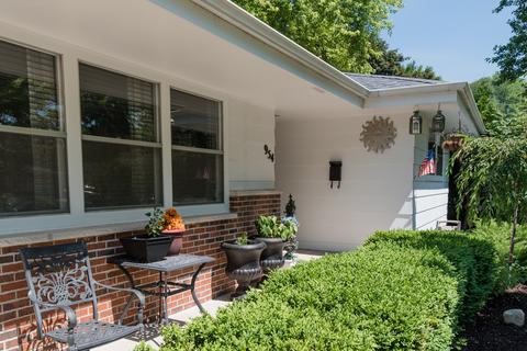 954 Deborah Ave, Elgin, IL 60123 photo 4