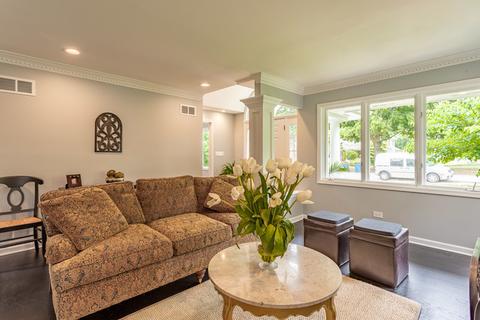 411 N Maple St, Itasca, IL 60143 photo 4
