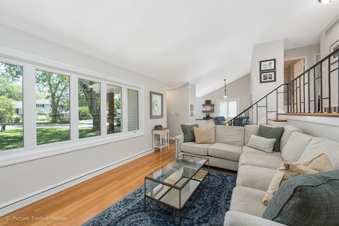 208 Shirley Ct, Wheaton, IL 60187 photo 10