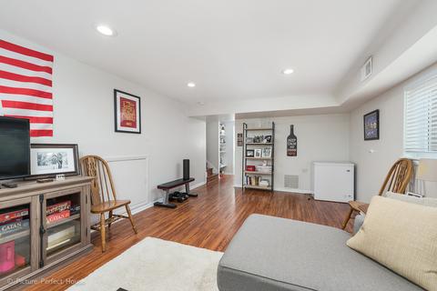 208 Shirley Ct, Wheaton, IL 60187 photo 17