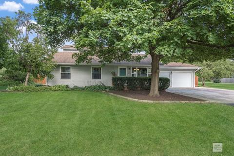 48 E Rickard Dr, Oswego, IL 60543 photo 1