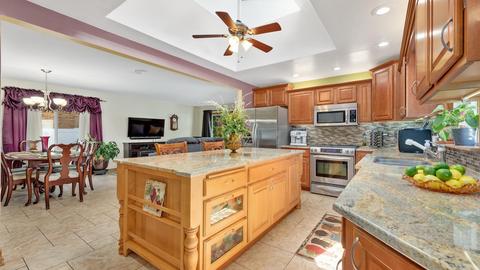 635 N Highview Ave, Addison, IL 60101 photo 8