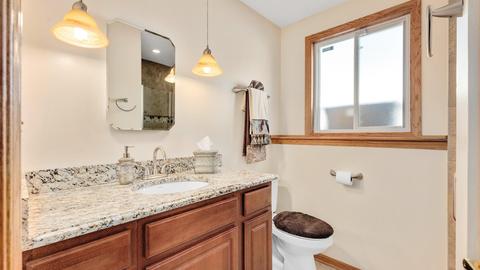 635 N Highview Ave, Addison, IL 60101 photo 18