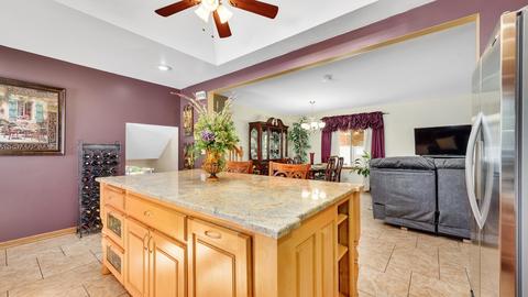 635 N Highview Ave, Addison, IL 60101 photo 10
