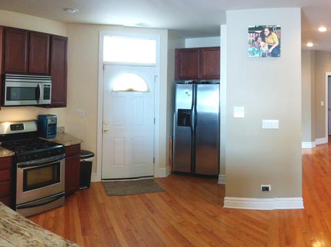 542 E 44th St #3, Chicago, IL 60653 photo 4