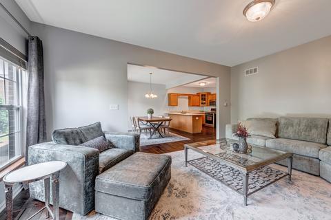 225 Walker Dr, Elburn, IL 60119 photo 8