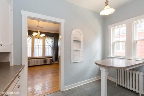 326 Hamilton Ave, Elgin, IL 60123 photo 6