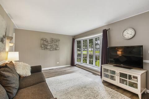 2704 Park St, Rolling Meadows, IL 60008 photo 9