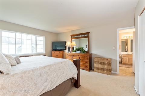 1120 Longford Rd, Bartlett, IL 60103 photo 10