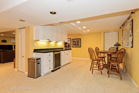 2011 Greensboro Dr, Wheaton, IL 60189 photo 19