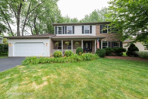 2011 Greensboro Dr, Wheaton, IL 60189 photo 1