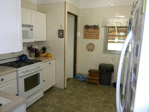 120 E Ash St, Watseka, IL 60970 photo 9