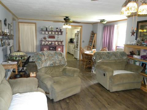 120 E Ash St, Watseka, IL 60970 photo 8