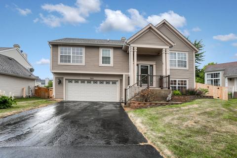 360 Bravo Ct, Bartlett, IL 60103 photo 3