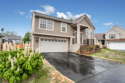 360 Bravo Ct, Bartlett, IL 60103 photo 2