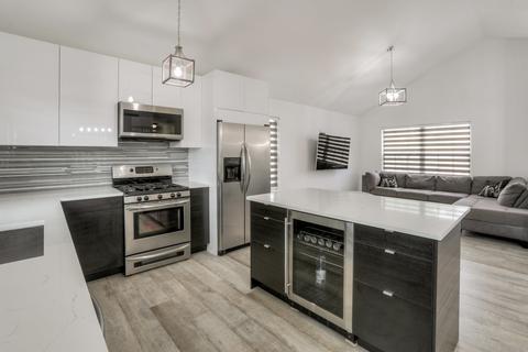360 Bravo Ct, Bartlett, IL 60103 photo 8