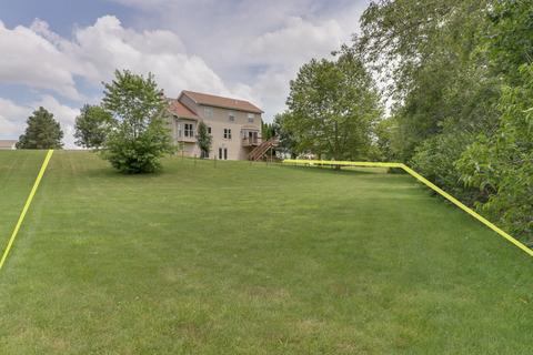 9592 Wolf Hill Rd, Bloomington, IL 61705 photo 5