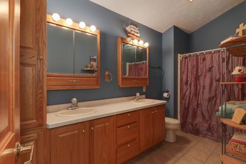 9592 Wolf Hill Rd, Bloomington, IL 61705 photo 32