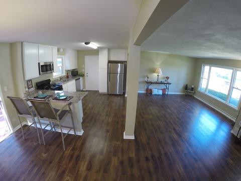 794 Scott Dr, Elgin, IL 60123 photo 9