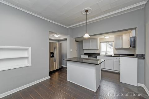 515 Oak Ave, Aurora, IL 60506 photo 7
