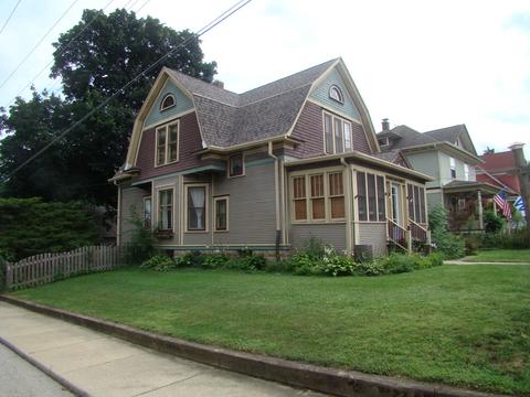 235 Hamilton Ave, Elgin, IL 60123 photo 2