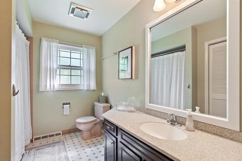 2 S049 Apache Dr, Wheaton, IL 60189 photo 15