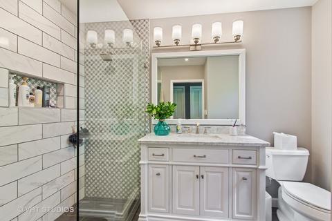 2 S049 Apache Dr, Wheaton, IL 60189 photo 3