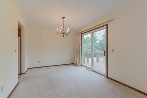 203 Garden Rd, Normal, IL 61761 photo 10