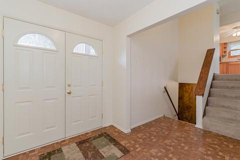 203 Garden Rd, Normal, IL 61761 photo 4