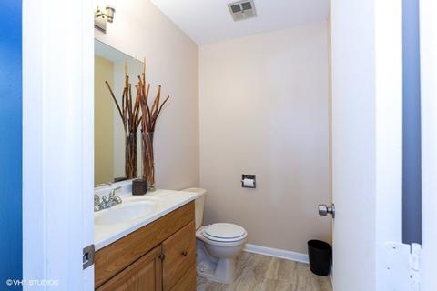 3540 Golfview Dr, Hazel Crest, IL 60429 photo 8