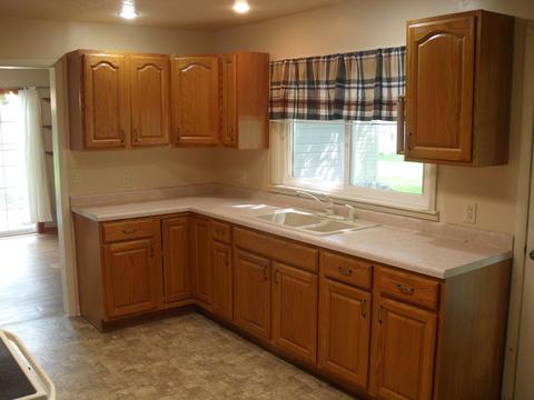36 Baker St, Kankakee, IL 60901 photo 3