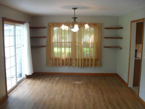 36 Baker St, Kankakee, IL 60901 photo 4