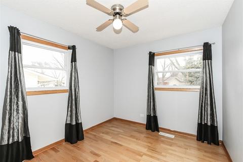 750 Ashley Ct, Hoffman Estates, IL 60169 photo 18
