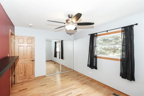750 Ashley Ct, Hoffman Estates, IL 60169 photo 14