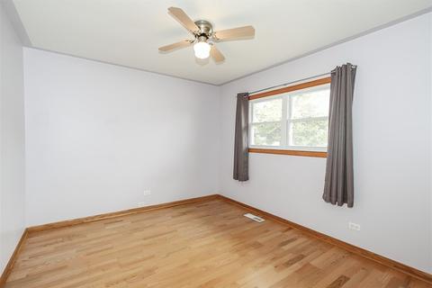750 Ashley Ct, Hoffman Estates, IL 60169 photo 20