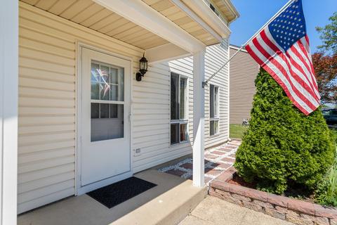 245 Hackberry Dr, Streamwood, IL 60107 photo 5