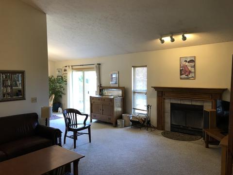 1237 Quail Run, Dekalb, IL 60115 photo 3