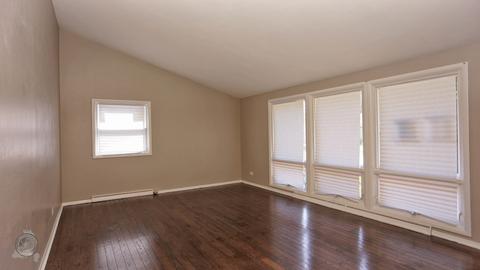 126 E Keith Ave, Waukegan, IL 60085 photo 5