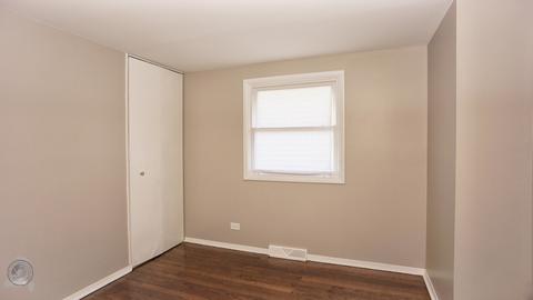 126 E Keith Ave, Waukegan, IL 60085 photo 9