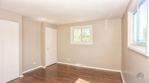 126 E Keith Ave, Waukegan, IL 60085 photo 8