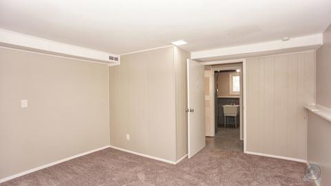 126 E Keith Ave, Waukegan, IL 60085 photo 15