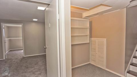126 E Keith Ave, Waukegan, IL 60085 photo 13