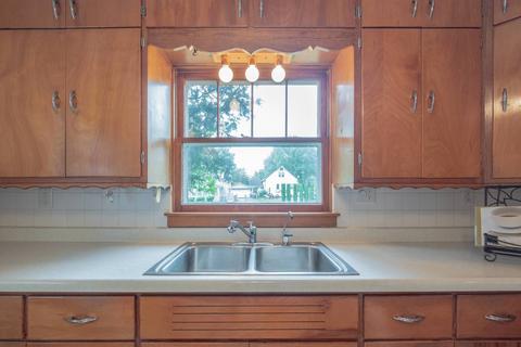 520 Terry Ave, Aurora, IL 60506 photo 8